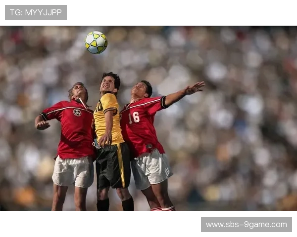 震撼4K超清足球壁纸尽显球星风采全面屏呈现激情与荣耀